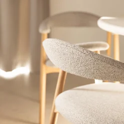 Stoelen|Ygo Armstoel COLETTE Monza Beige - Poot Eik