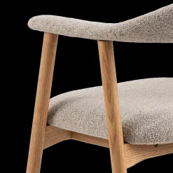 Stoelen|Ygo Armstoel COLETTE Monza Beige - Poot Eik