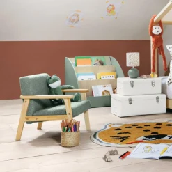 Tapijten | Meubels|Ygo Kinderstoel BAZILE Poly Groen/Hout Nat.