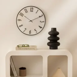 Woondecoratie|Ygo Klok ELROI Ø35 Reliëf Wit/Zwart