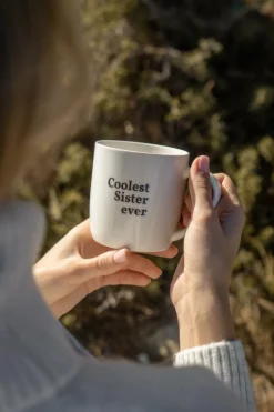 Servies|Ygo Mok Coolest Sister Ever