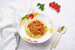 Servies|Ygo Pastabord Tekst Pasta Deco Multi