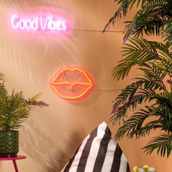 Decoratieve Accessoires|Kinderverlichting|Ygo Wandlamp LIPS Neon Rood